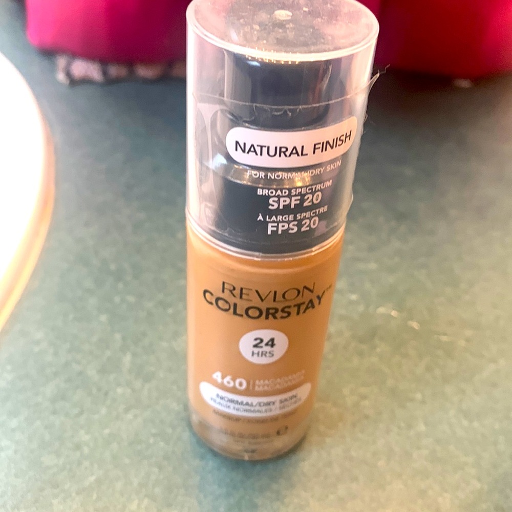 This foundation is Revlon colorstay and the shade is Macadamia 460. 24hrs!